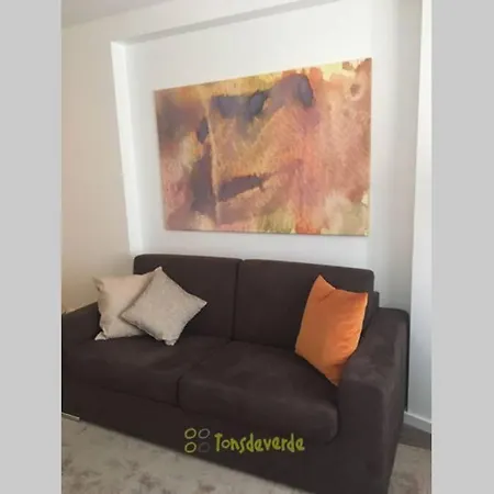 Apartment Liberty House - By Tonsdeverde *